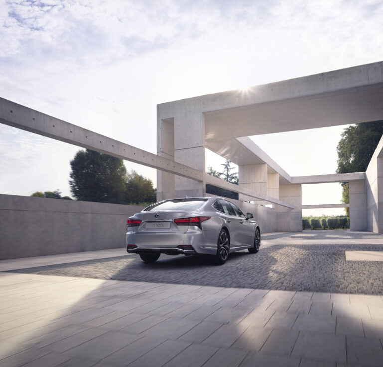 Lexus LS wordt slimmer met modeljaarupdate