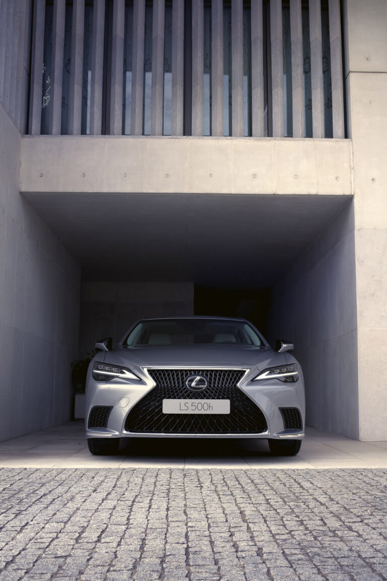 Lexus LS wordt slimmer met modeljaarupdate