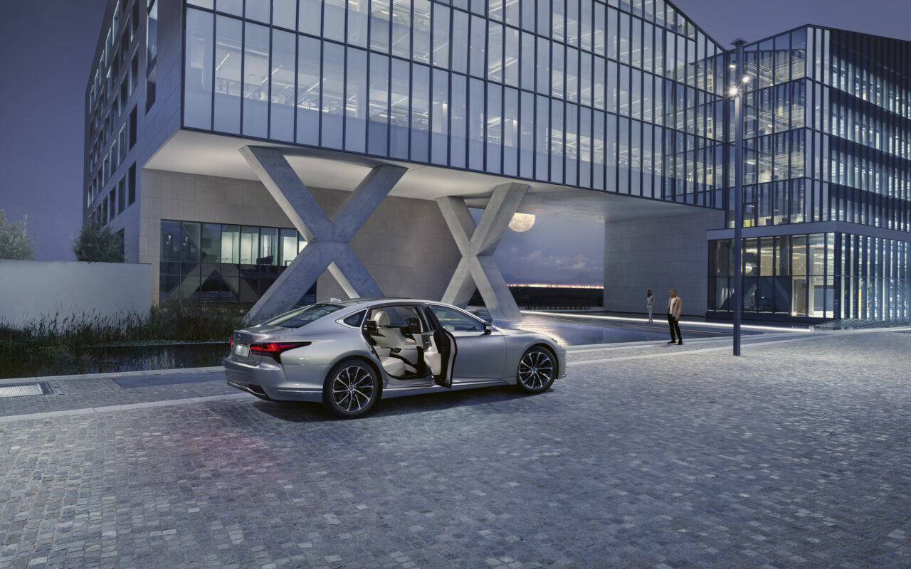 Lexus LS wordt slimmer met modeljaarupdate