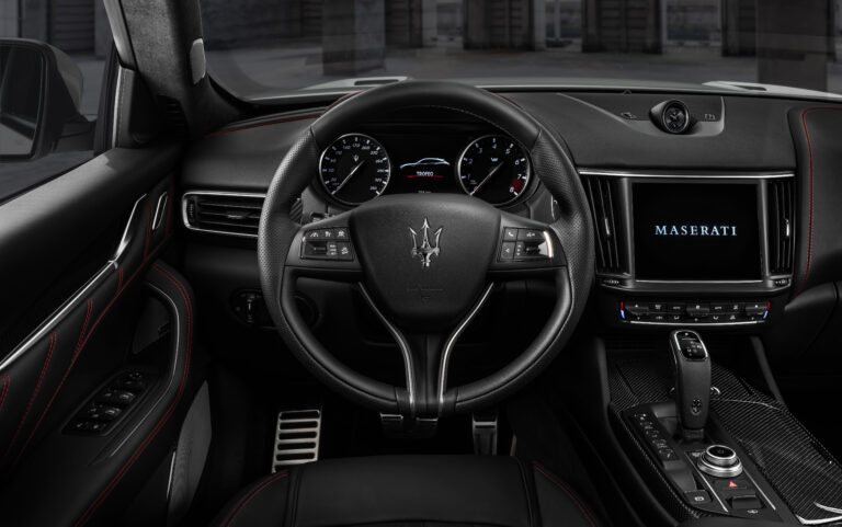 MaseratiLevanteTrofeo