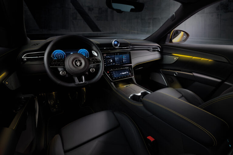 MaseratiGrecaleTrofeo dashboard