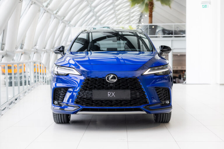 Lexus RX Sapphire Blue
