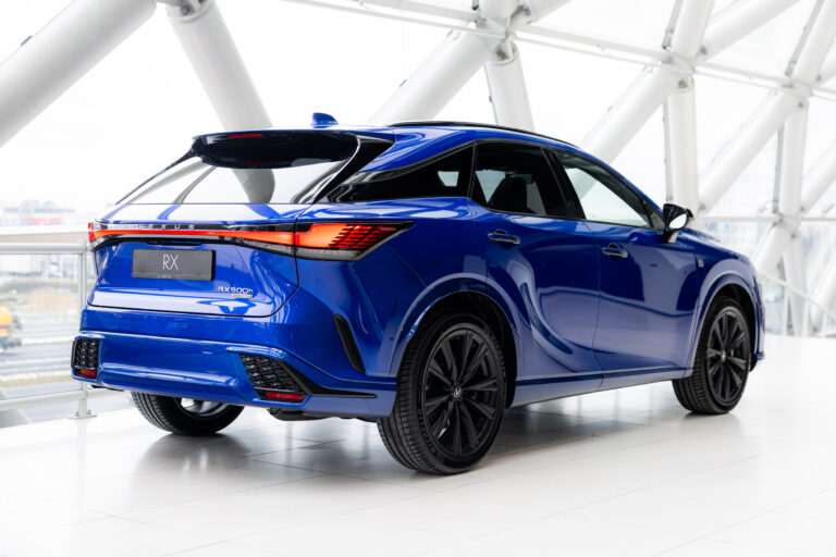 Lexus RX Sapphire Blue