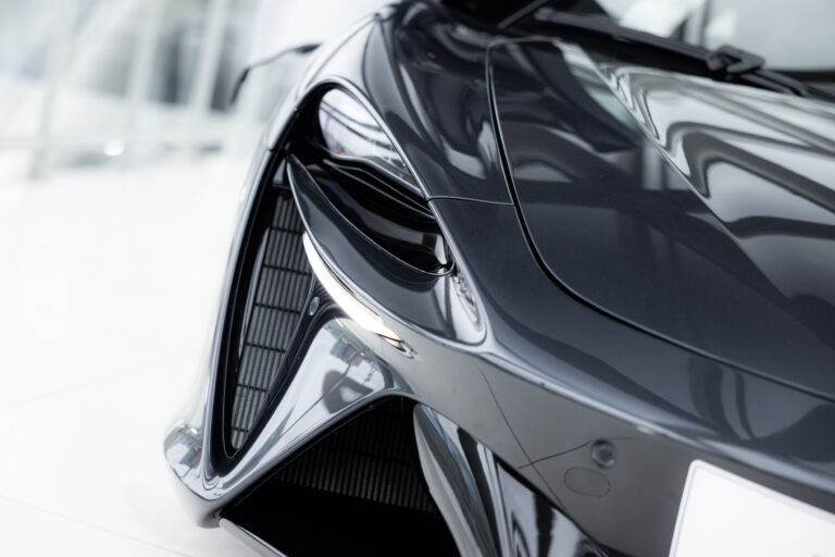McLaren Artura Plateux