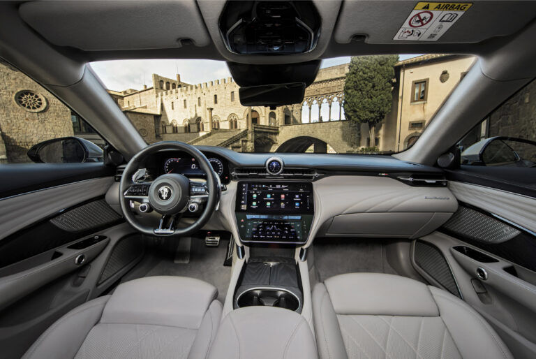 MaseratiGranTurismoModena