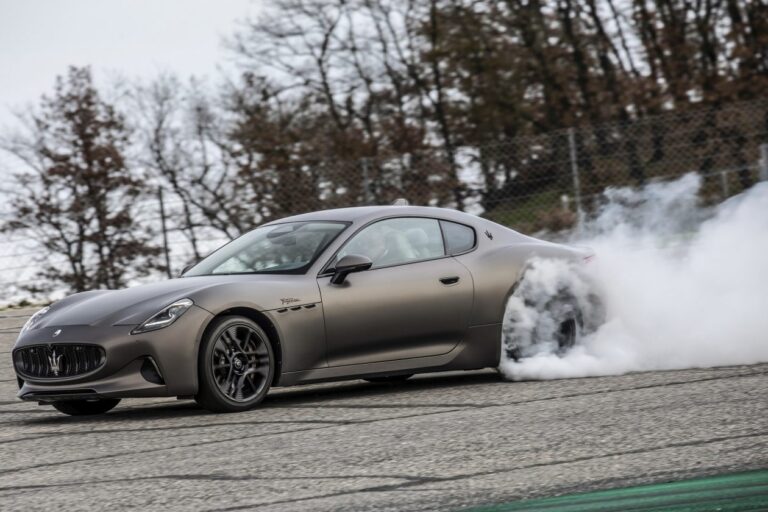 MaseratiGranTurismoFolgoreCopperGlance