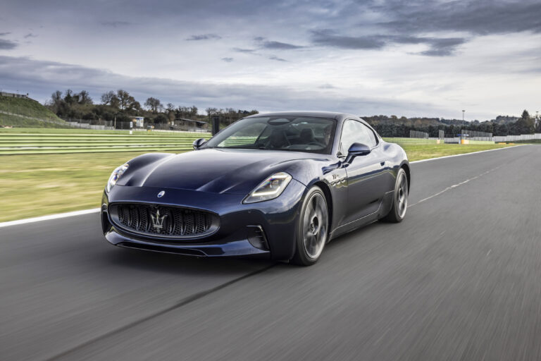 MaseratiGranTurismoFolgoreBluNobile