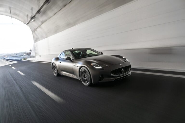 MaseratiGranTurismoFolgoreCopperGlance
