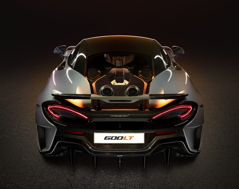 LT Coupe Rear view at height Image