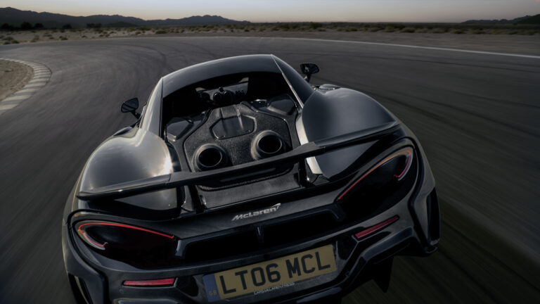 LT Coupe Track Rear Dynamic Image