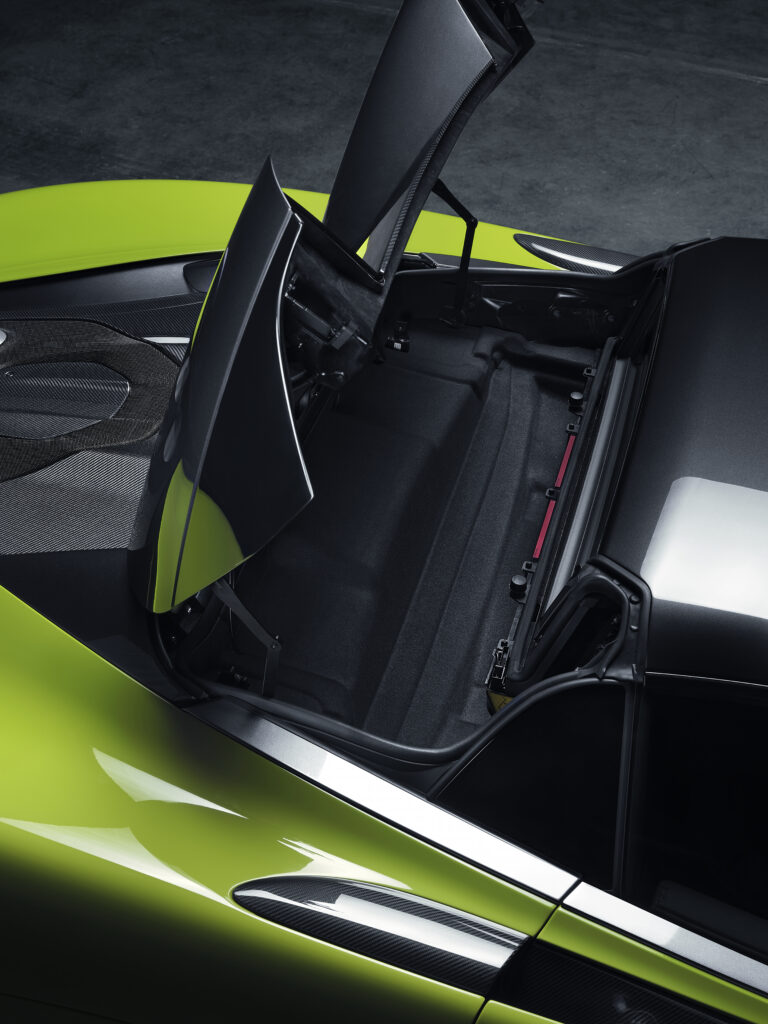 LT Spider Tonneau