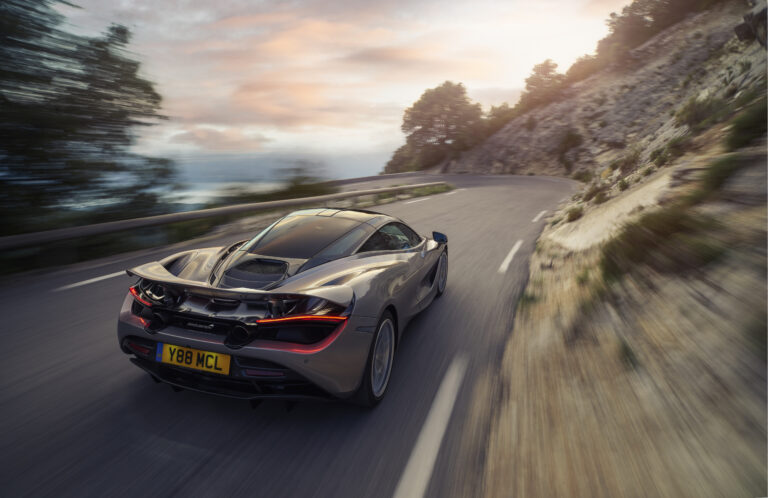 S Coupe Rear Dynamic