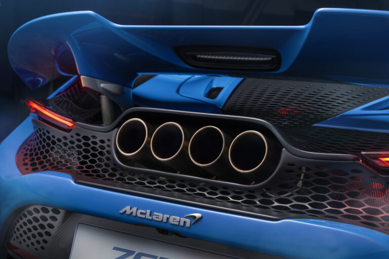 LT Spider Detail Exhaust Showplate