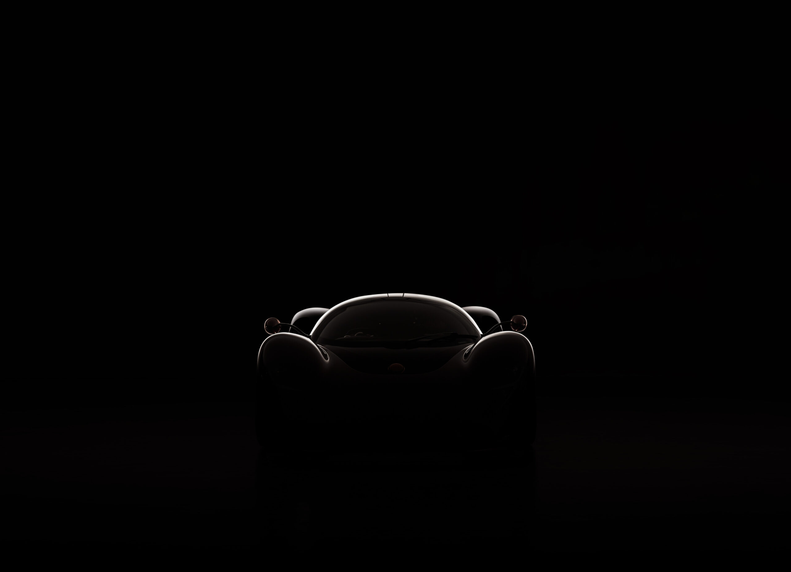 De Tomaso P dark