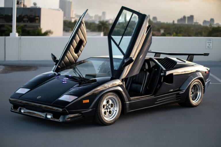 Lamborghini Countach th Anniversary Edition