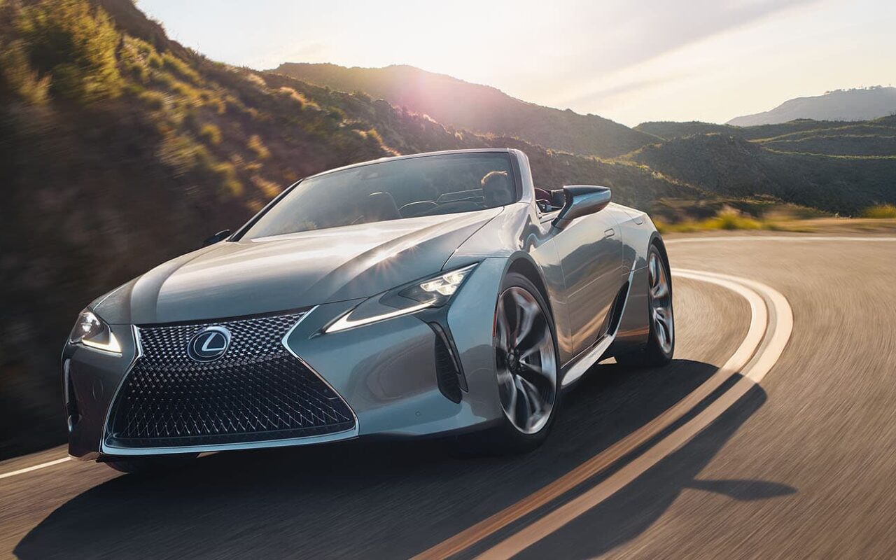 Lexus LCC gallery thumbnail LEX LCC MY M