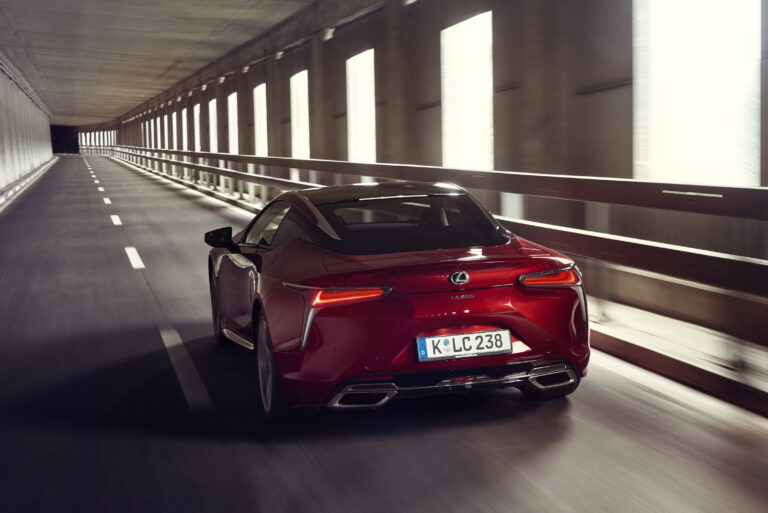 Lexus LC dynamic