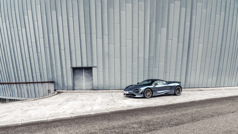 McLaren S NL