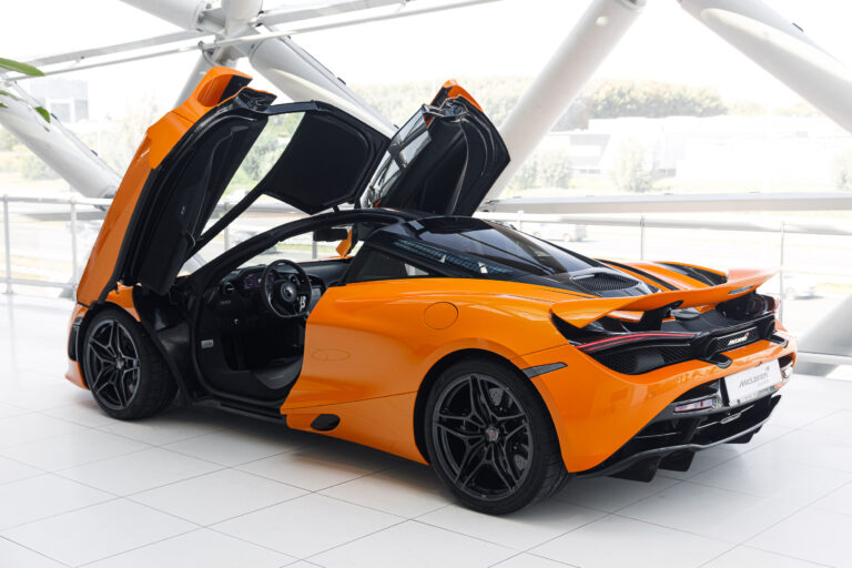 McLaren S oranje