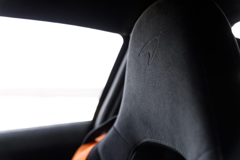 McLaren S oranje
