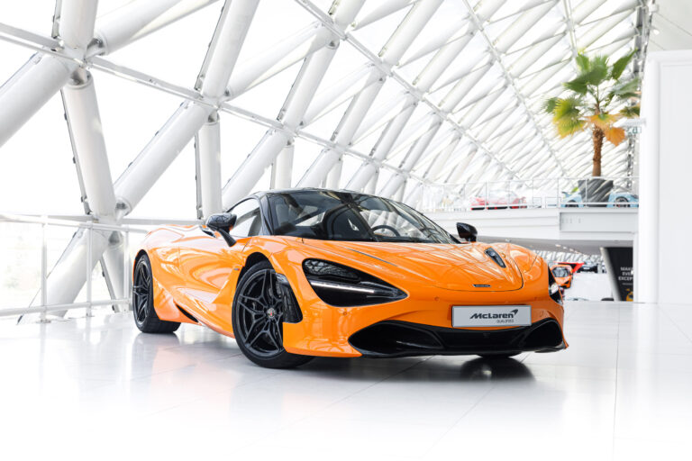 McLaren S oranje