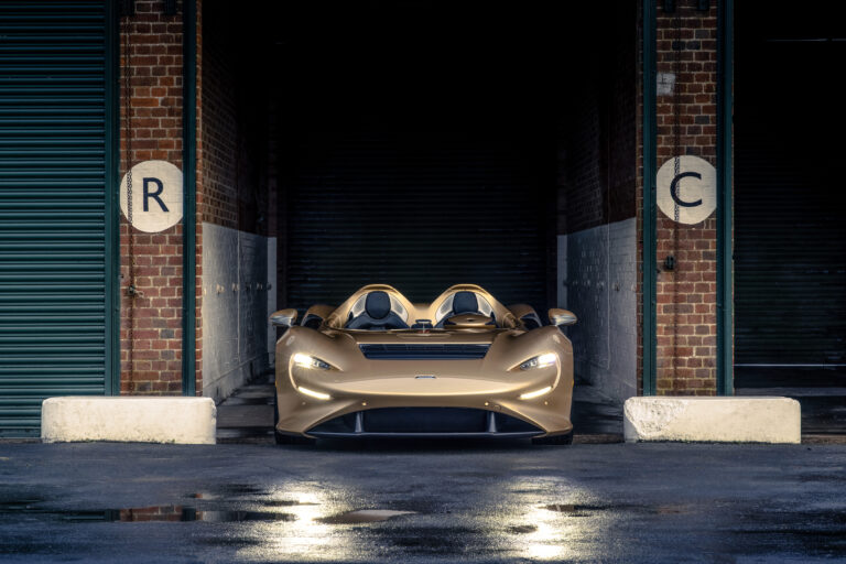 McLaren Elva