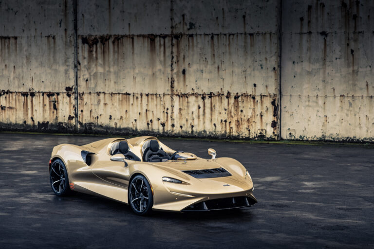 McLaren Elva