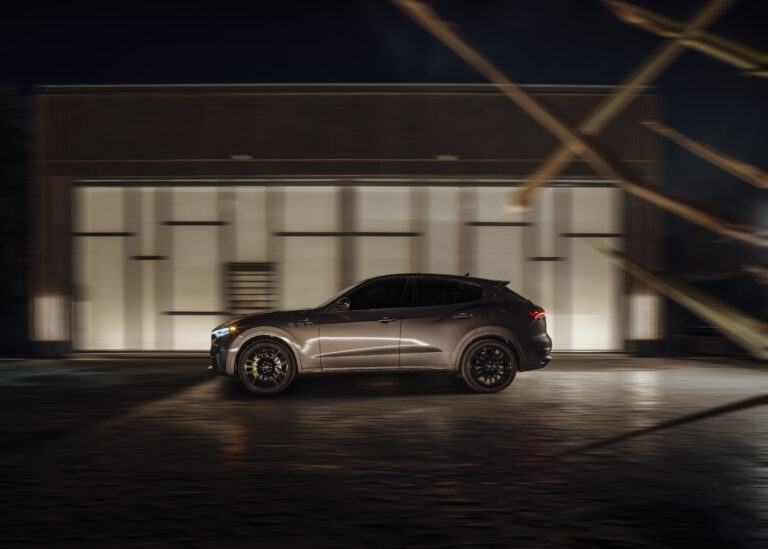 Original MaseratiLevanteModenaMY