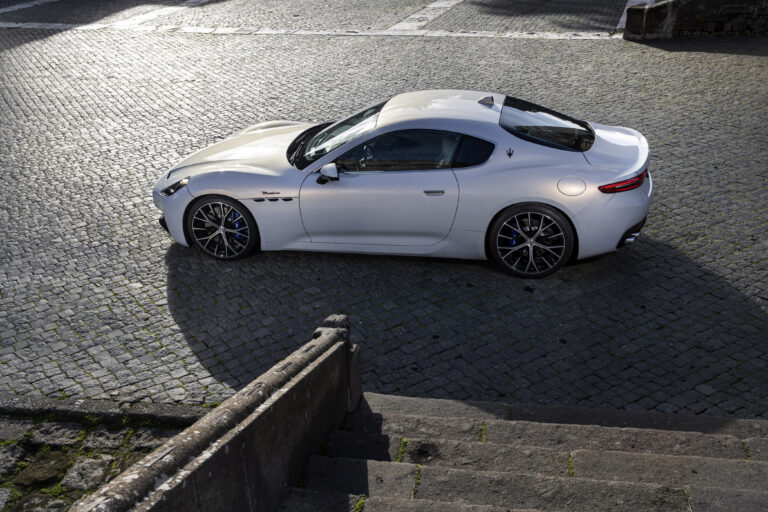Original MaseratiGranTurismoModena