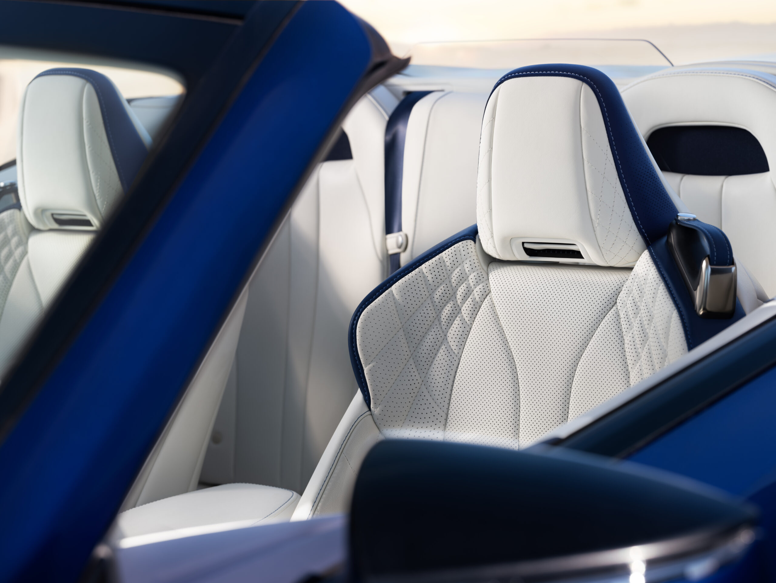 lexuslcconvertible hires